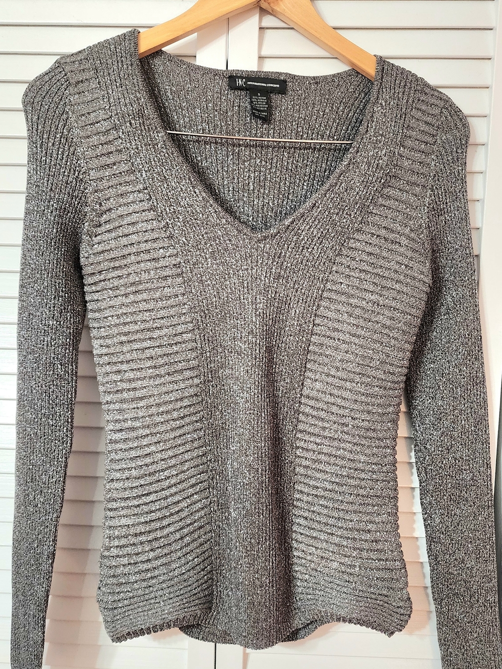 INC International Concepts Gray V-Neck Ribbed Sweater